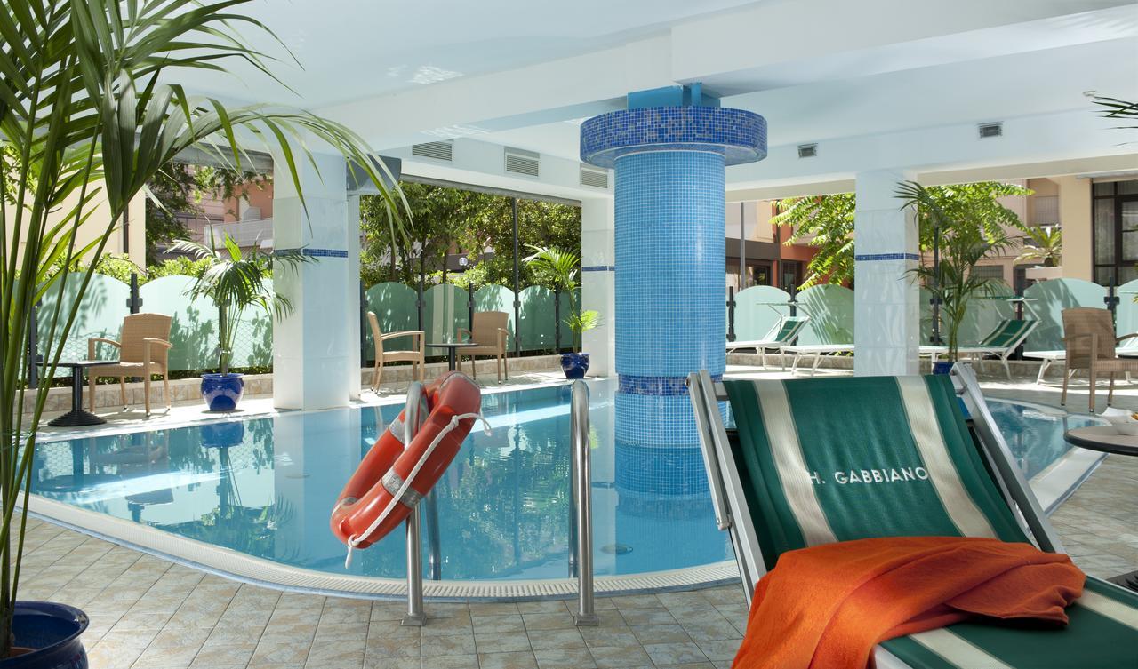 Hotel Gabbiano Cattolica Bagian luar foto
